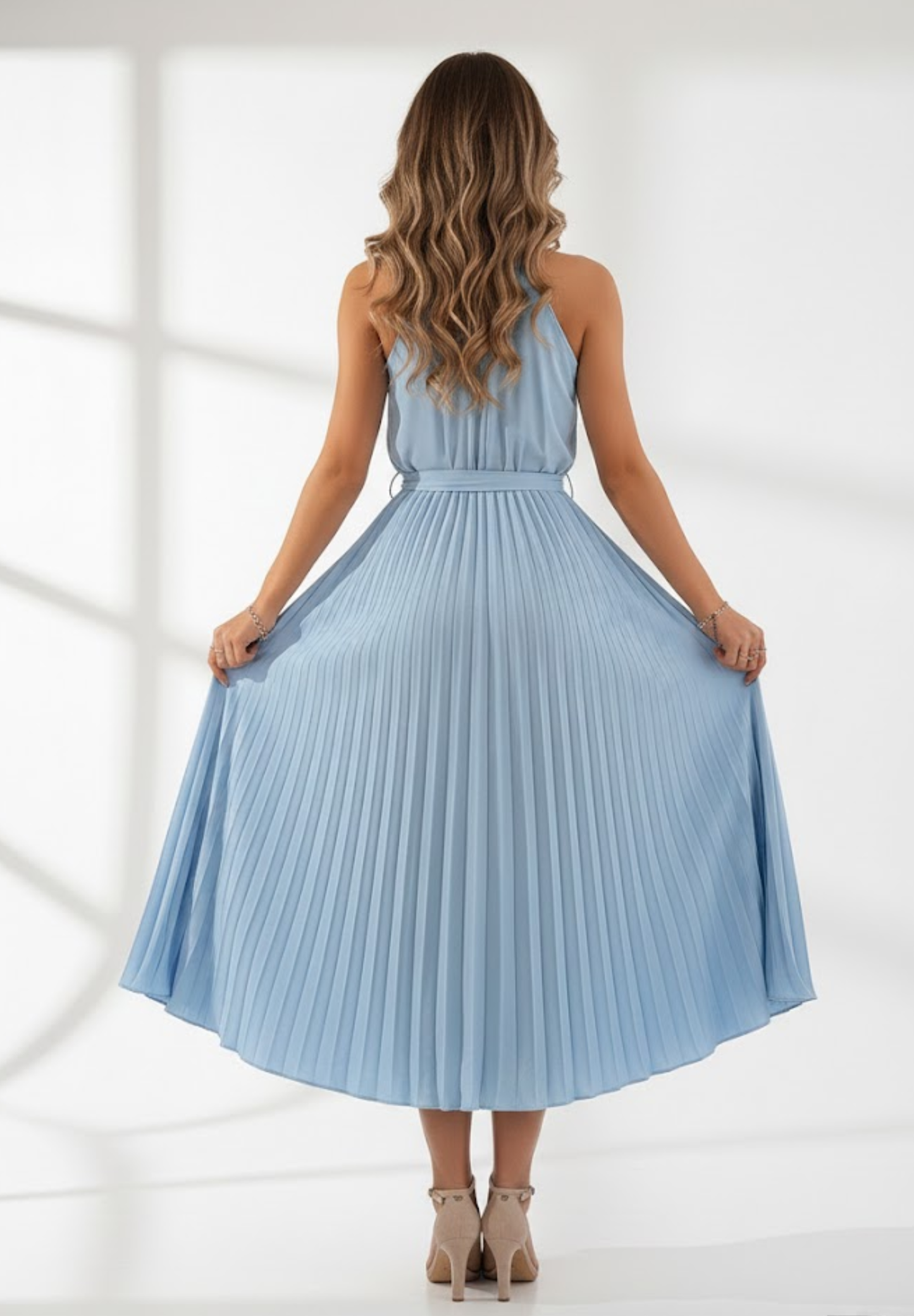 Robes mi-longues plissée